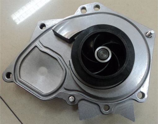 06L121011B エンジン部品 水ポンプ