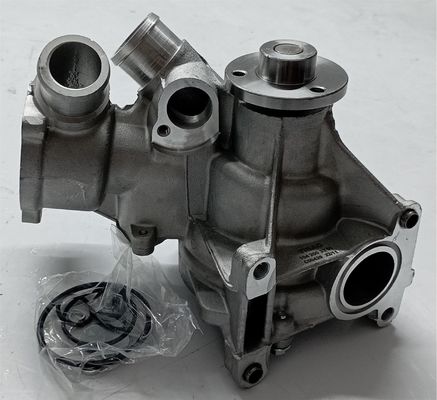 1042003301 エンジンの部品 水ポンプ
