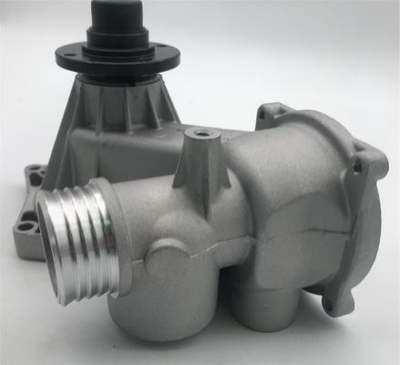 11510007042 エンジン部品 BMW 水ポンプ