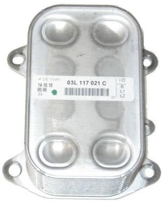 03L117021C エンジン部品 オイルクーラー