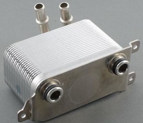 17117534896 エンジン部品 BMW オイルクーラー