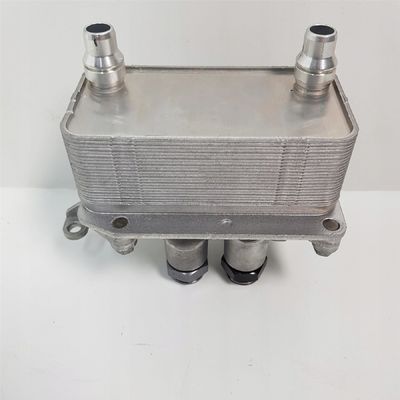 7255000800 エンジン部品 オイルクーラー