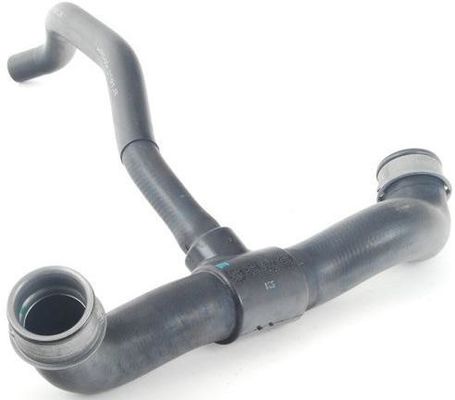 2215016884 エンジン部品 冷却用水管