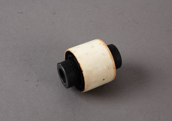 1K0505553A サスペンション部品 制御腕 ブッシュ