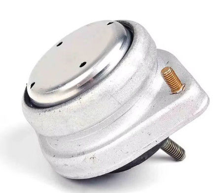 BMW 22111092824 シャーシ部品 エンジンマウント